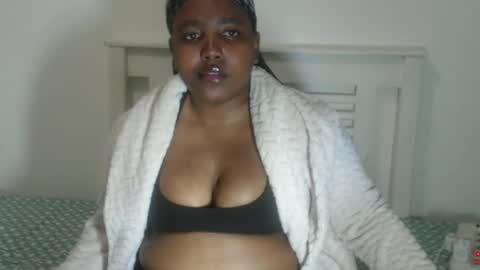 TenderousDoll online show from June 25, 2026, 7:18 pm
