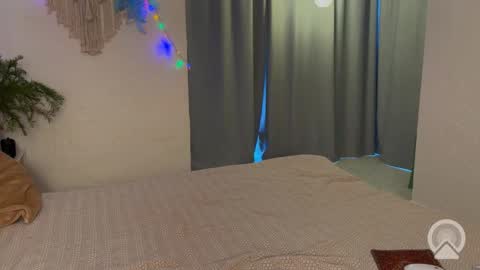 inst r0seamber0 online show from January 19, 2026, 1:15 pm