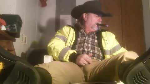 Tennredneck online show from February 24, 2025, 4:49 am