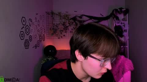 teo_wilson online show from October 30, 2025, 2:18 pm