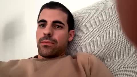 Luis online show from April 11, 2026, 2:32 pm