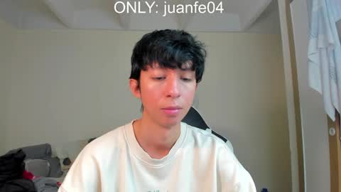Juanfe  online show from December 14, 2024, 1:39 am