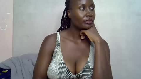 terriam online show from December 5, 2025, 6:48 pm