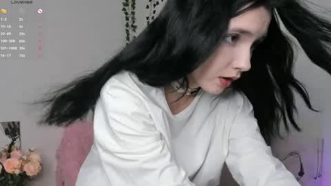 Snapshot of terripolnau chatting on May 30, 2026, 5:21 pm Caroline online show from May 30, 2026, 5:21 pm