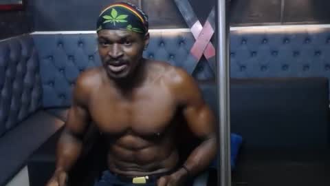 terry_zyzz online show from February 19, 2026, 8:05 pm