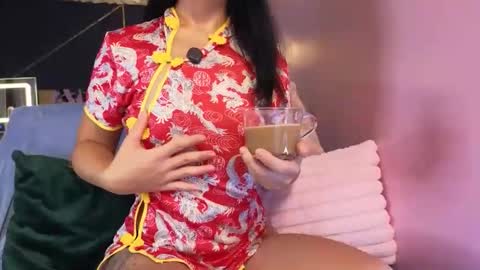 Tessa online show from June 8, 2026, 9:31 am