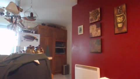 tetuo2 online show from September 13, 2025, 9:14 pm