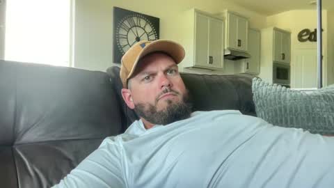 Snapshot of texaslife69 chatting on July 4, 2026, 6:14 pm Sir Texas Country online show from July 4, 2026, 6:14 pm