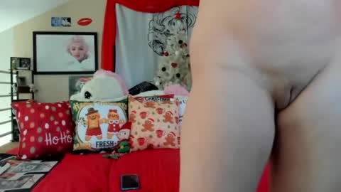 Snapshot of texaspeach69 chatting on December 31, 2024, 7:29 pm peachy online show from December 31, 2024, 7:29 pm