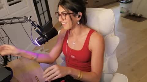Snapshot of tgirltoesx chatting on May 23, 2026, 5:56 am babygirlmami online show from May 23, 2026, 5:56 am