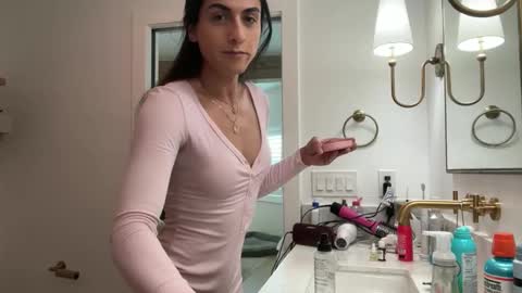 babygirlmami online show from June 6, 2026, 11:53 pm