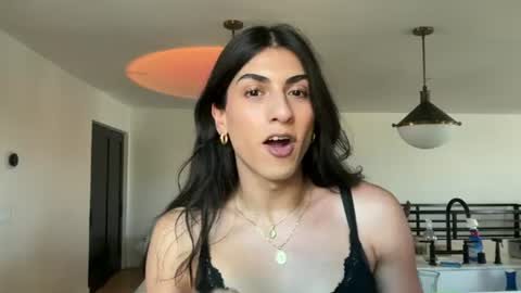 babygirlmami online show from June 20, 2026, 9:50 pm