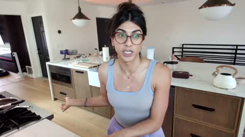babygirlmami online show from July 16, 2026, 5:30 pm