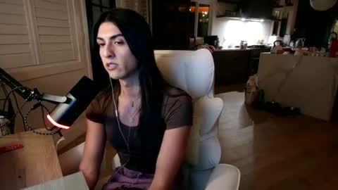 babygirlmami online show from July 17, 2026, 5:36 am