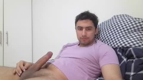 ThaiGuy online show from December 15, 2024, 12:51 am