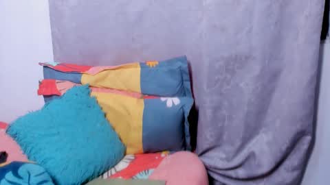 thaimy_ online show from November 13, 2025, 1:59 am