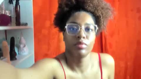 Snapshot of thaimy_ chatting on May 20, 2026, 2:51 am thaimy_ online show from May 20, 2026, 2:51 am