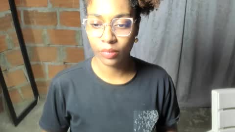 Snapshot of thaimy_ chatting on June 2, 2026, 2:46 am thaimy_ online show from June 2, 2026, 2:46 am
