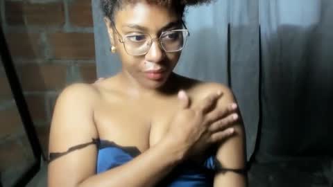 Snapshot of thaimy_ chatting on June 18, 2026, 11:47 am thaimy_ online show from June 18, 2026, 11:47 am