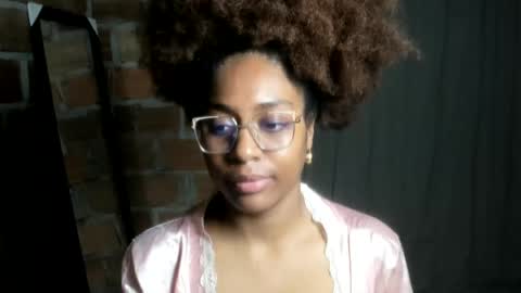Snapshot of thaimy_ chatting on July 24, 2026, 1:03 am thaimy_ online show from July 24, 2026, 1:03 am