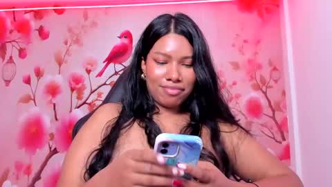 Snapshot of thais_waldrof chatting on February 4, 2025, 4:37 am Andreina online show from February 4, 2025, 4:37 am