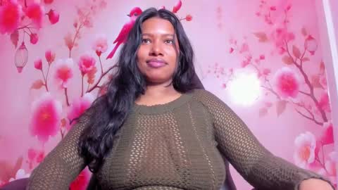 Snapshot of thais_waldrof chatting on February 8, 2025, 2:58 am Andreina online show from February 8, 2025, 2:58 am