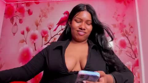 Snapshot of thais_waldrof chatting on February 28, 2025, 5:59 am Andreina online show from February 28, 2025, 5:59 am