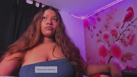 Snapshot of thais_waldrof chatting on December 2, 2025, 3:34 am Andreina online show from December 2, 2025, 3:34 am