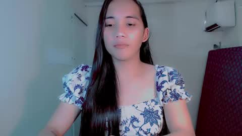 Snapshot of thalia_sunshine chatting on December 5, 2024, 11:07 pm Thalia online show from December 5, 2024, 11:07 pm
