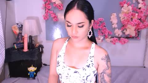 Snapshot of thalia_venture chatting on October 24, 2025, 1:29 pm Thalia online show from October 24, 2025, 1:29 pm