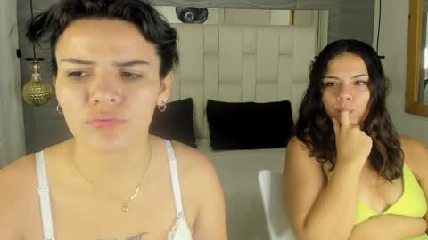 Thalia  Veyra online show from April 6, 2026, 2:20 am