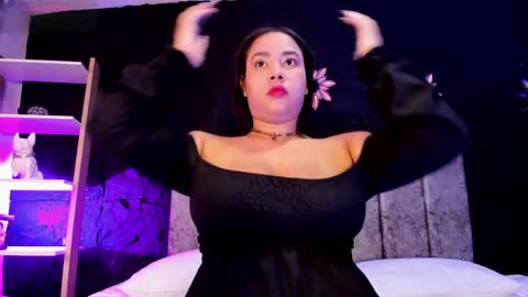 Snapshot of thaliabrooks_ chatting on April 3, 2026, 6:00 am Thalia online show from April 3, 2026, 6:00 am