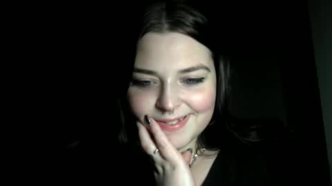 Snapshot of thaliadoll02 chatting on May 7, 2026, 10:15 pm ThaliaDoll online show from May 7, 2026, 10:15 pm
