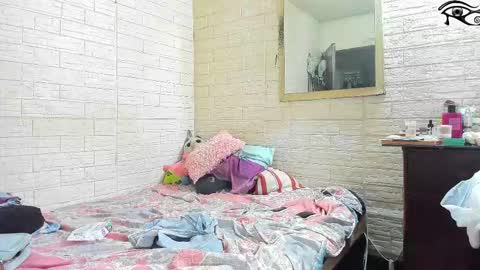 Thalia   online show from January 17, 2026, 8:12 pm