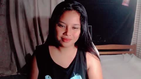 Snapshot of thalie_mae chatting on September 13, 2025, 9:03 pm Mae online show from September 13, 2025, 9:03 pm