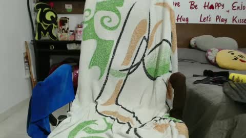 Snapshot of thamara__1023 chatting on March 7, 2025, 8:33 pm thania sometimes in the company of Alan and Maria online show from March 7, 2025, 8:33 pm