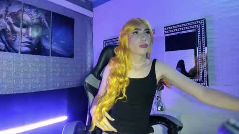 Snapshot of thamara_roberts chatting on April 18, 2026, 1:59 pm thamara_roberts online show from April 18, 2026, 1:59 pm