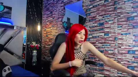 Snapshot of thamara_roberts chatting on May 4, 2026, 7:43 pm thamara_roberts online show from May 4, 2026, 7:43 pm