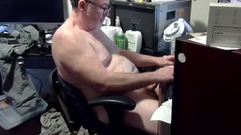 thang5545 online show from October 8, 2025, 3:37 am