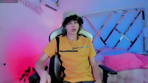 Snapshot of thanier_18 chatting on April 22, 2026, 7:48 pm thanier_18 online show from April 22, 2026, 7:48 pm