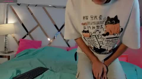 Snapshot of thanier_18 chatting on May 13, 2026, 7:55 pm thanier_18 online show from May 13, 2026, 7:55 pm