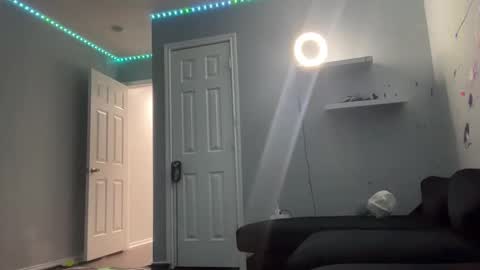 Snapshot of thatdomhtx chatting on November 16, 2025, 12:44 pm ThatDomHtx online show from November 16, 2025, 12:44 pm