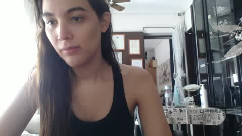 Snapshot of thayanizreal chatting on June 17, 2026, 11:45 am thayanizreal online show from June 17, 2026, 11:45 am