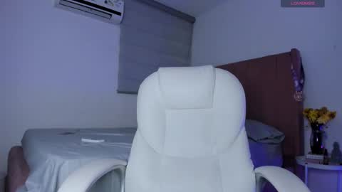 Snapshot of the__power__girls chatting on February 10, 2025, 11:13 pm nina mirley online show from February 10, 2025, 11:13 pm