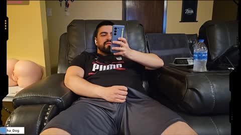 the_alpha_dog_xxx online show from January 18, 2025, 1:52 am