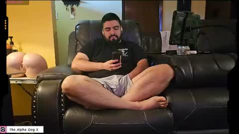 the_alpha_dog_xxx online show from June 10, 2026, 5:12 pm