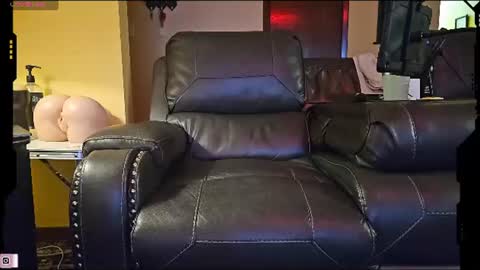 the_alpha_dog_xxx online show from July 17, 2026, 2:07 am