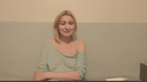 Eva online show from February 19, 2026, 9:33 pm