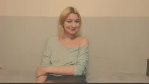 Eva online show from April 24, 2026, 10:23 pm