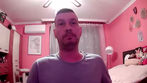 the_bee16 online show from May 29, 2026, 7:39 am